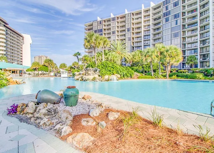 Edgewater Golf Villa #115