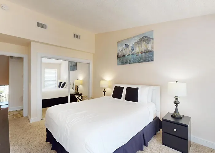 Ocean Mile L7 Gulf Beach Getaway