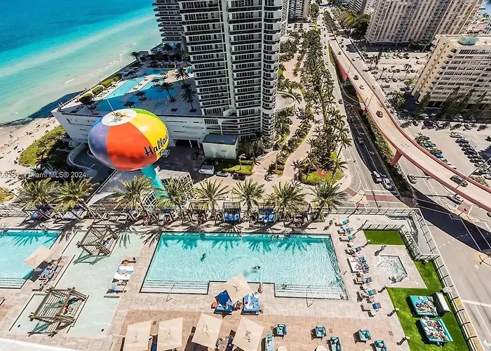 Upscale Comfort And Breathtaking Views At H Hollywood Residences By Zelloo