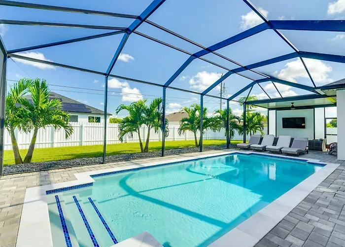 Cape Coral Escape Furnished Lanai And Private Pool!