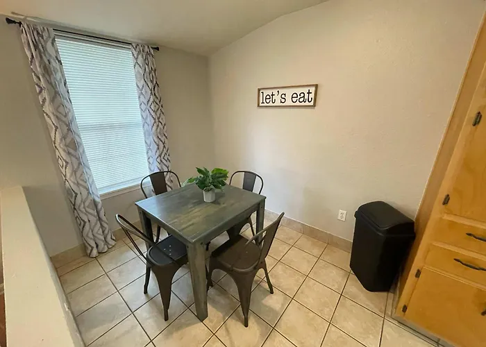 North Highlands Nest- Unit D