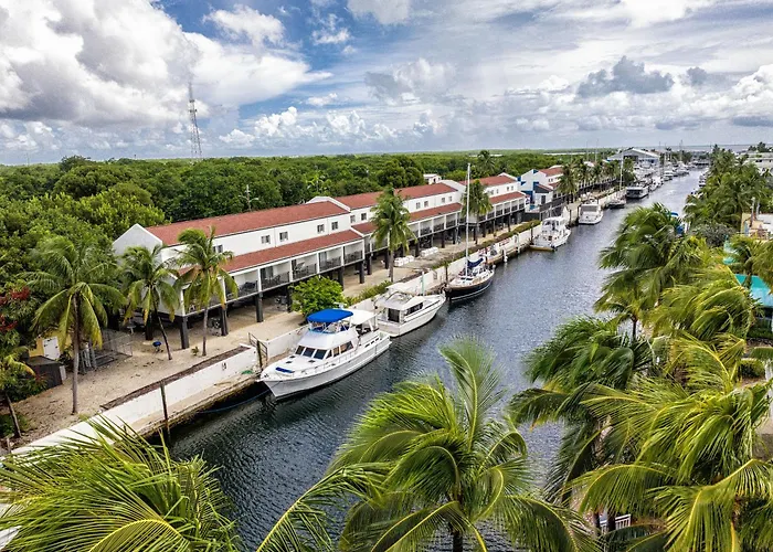 Waterside Suites And Marina