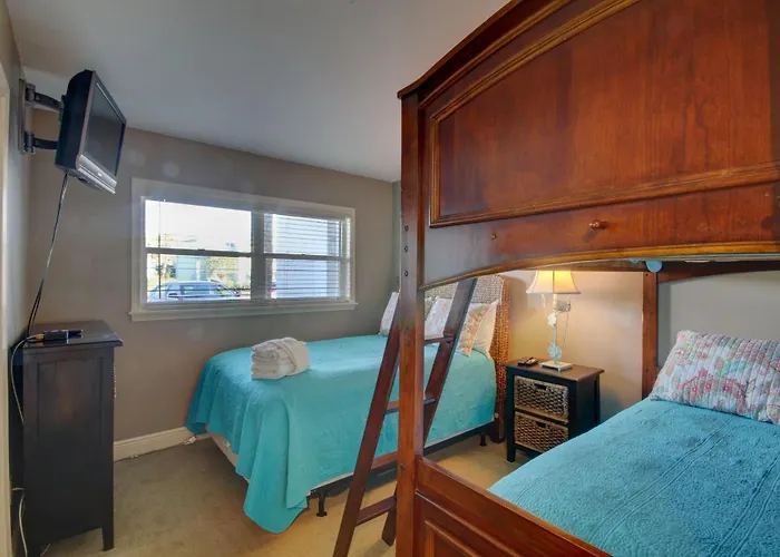 El Matador 111 - Ground Floor End Unit With Easy Access To All Amenities