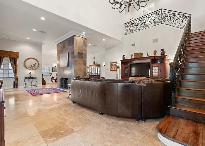 Luxury Mason Villa