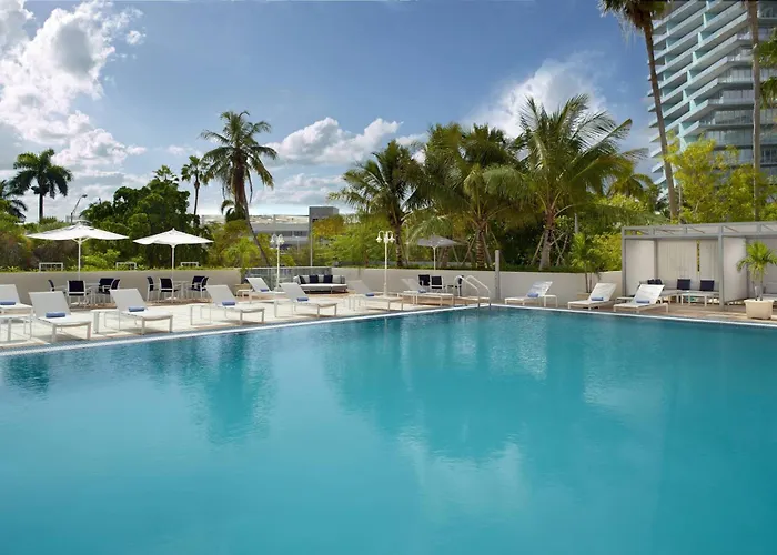 Courtyard Miami Coconut Grove