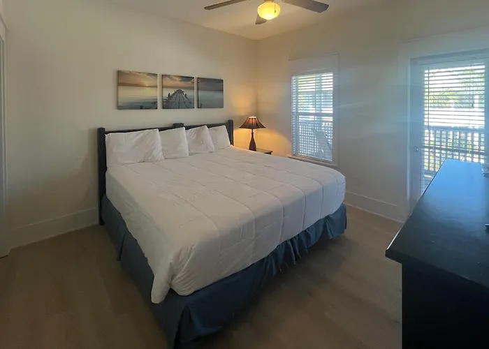 Barefoot Cottages #B24