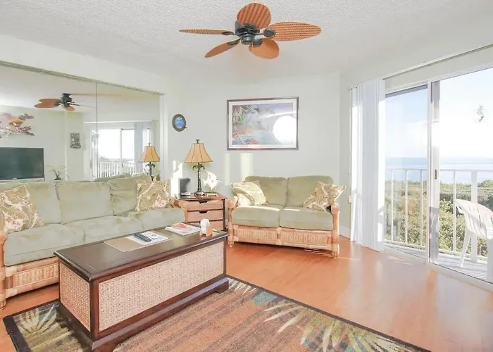 Tropical Daze Oceanfront Paradise
