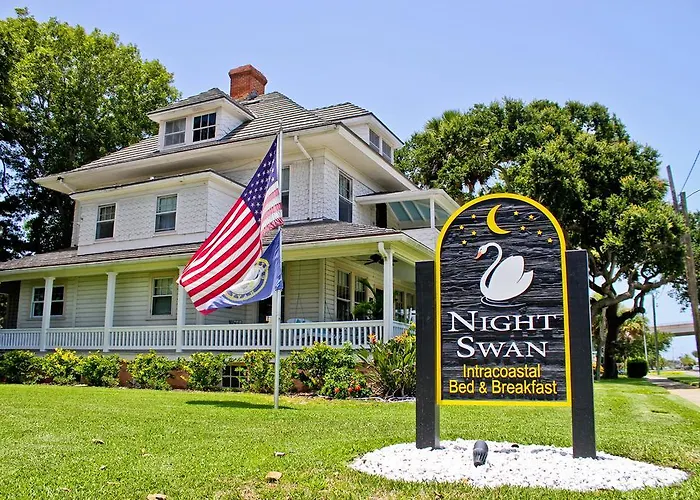 Night Swan Intracoastal Bed & Breakfast