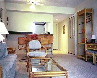 Linkside Villas At Sun \'N Lake Estate
