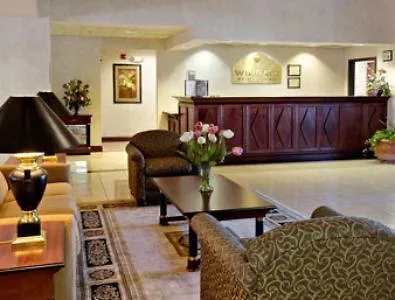 Wingate By Wyndham Tallahassee / Fsu