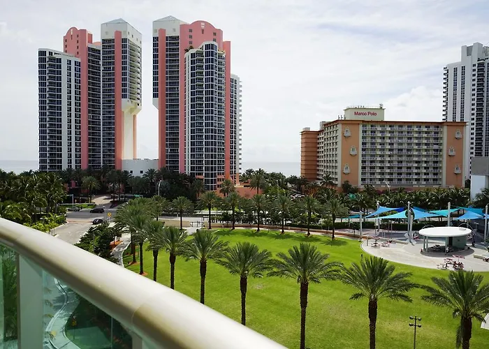 Beautiful Furnished 1B/1,5 Apt With Ocean View!