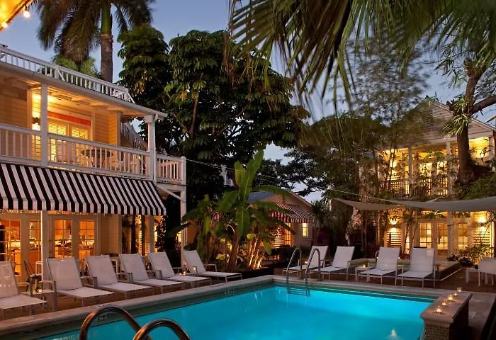 Alexander\'S Gay Lesbian Guesthouse (Adults Only)