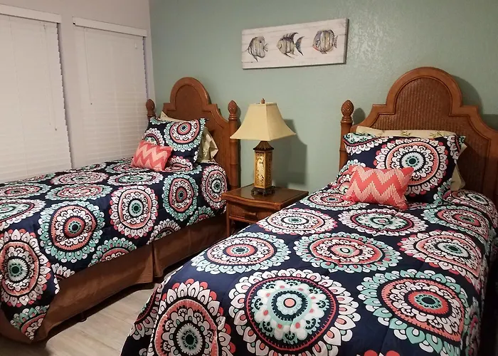 2Br/1Ba Sienna Park Apartment