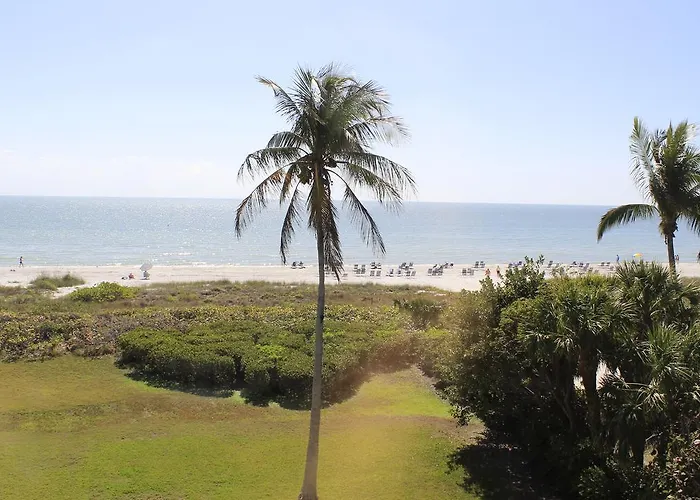 Pelicans Roost Gulf Front