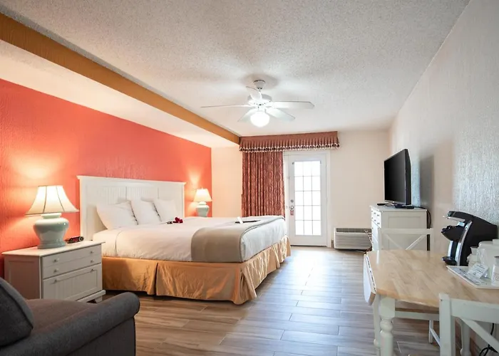 Island Sun Inn & Suites - Venice, Florida Historic Downtown & Beach Getaway
