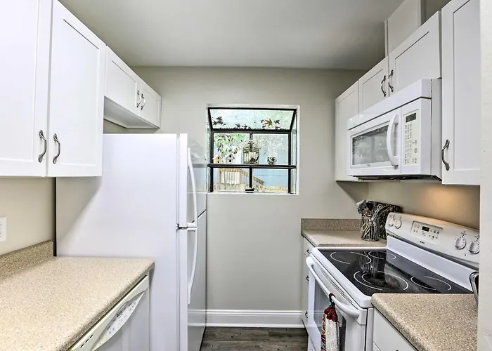 Charming Tallahassee Townhouse About 3 Mi To Fsu!