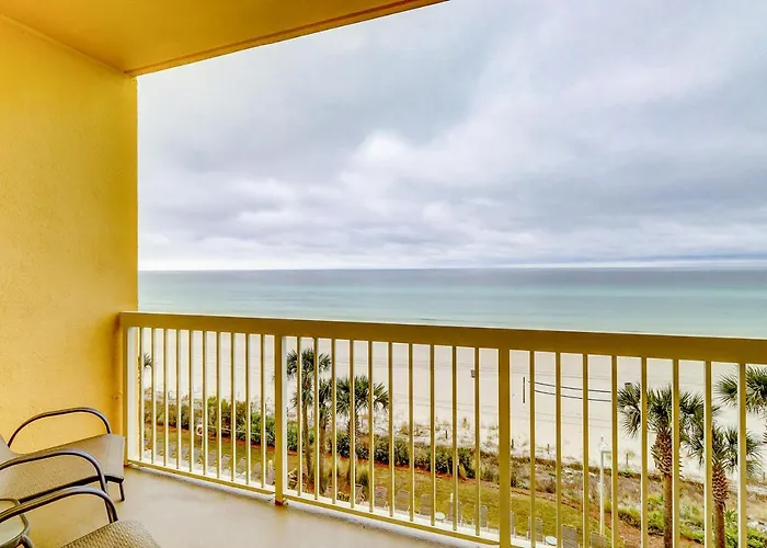 Calypso Resort And Towers E0407