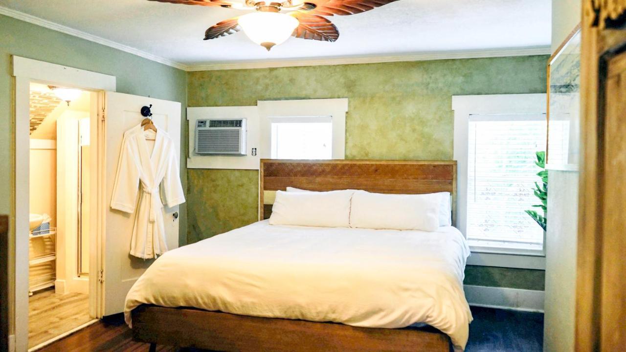 Bed & Breakfast Drive 3*