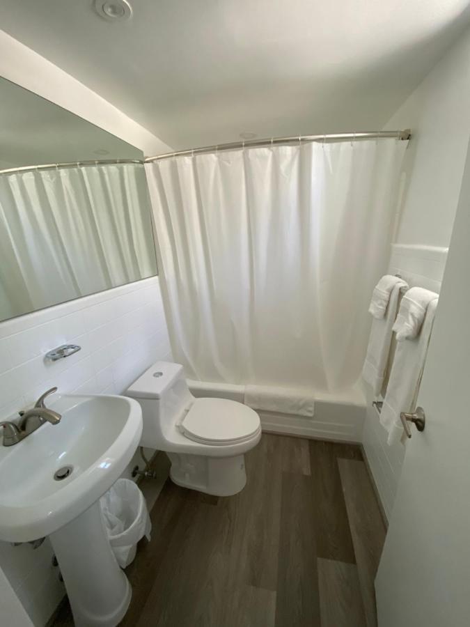 The Mariner Suites