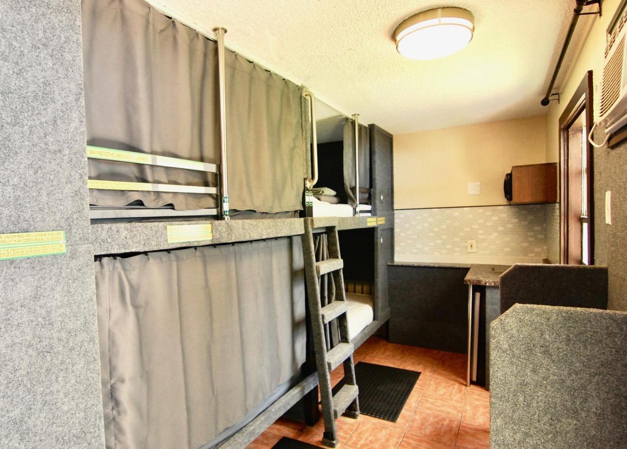 Sheridan Hostel Dania Beach