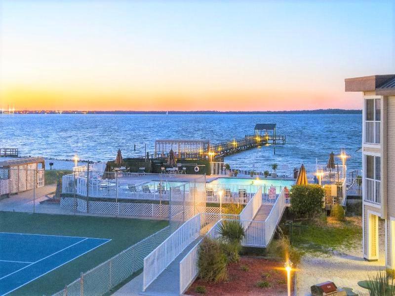 Getaways At Soundside 3*