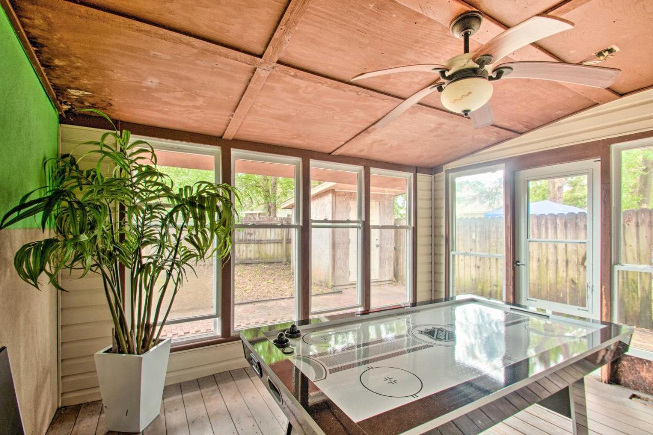 Holiday home 2-story With Game And Private Yard Pensacola