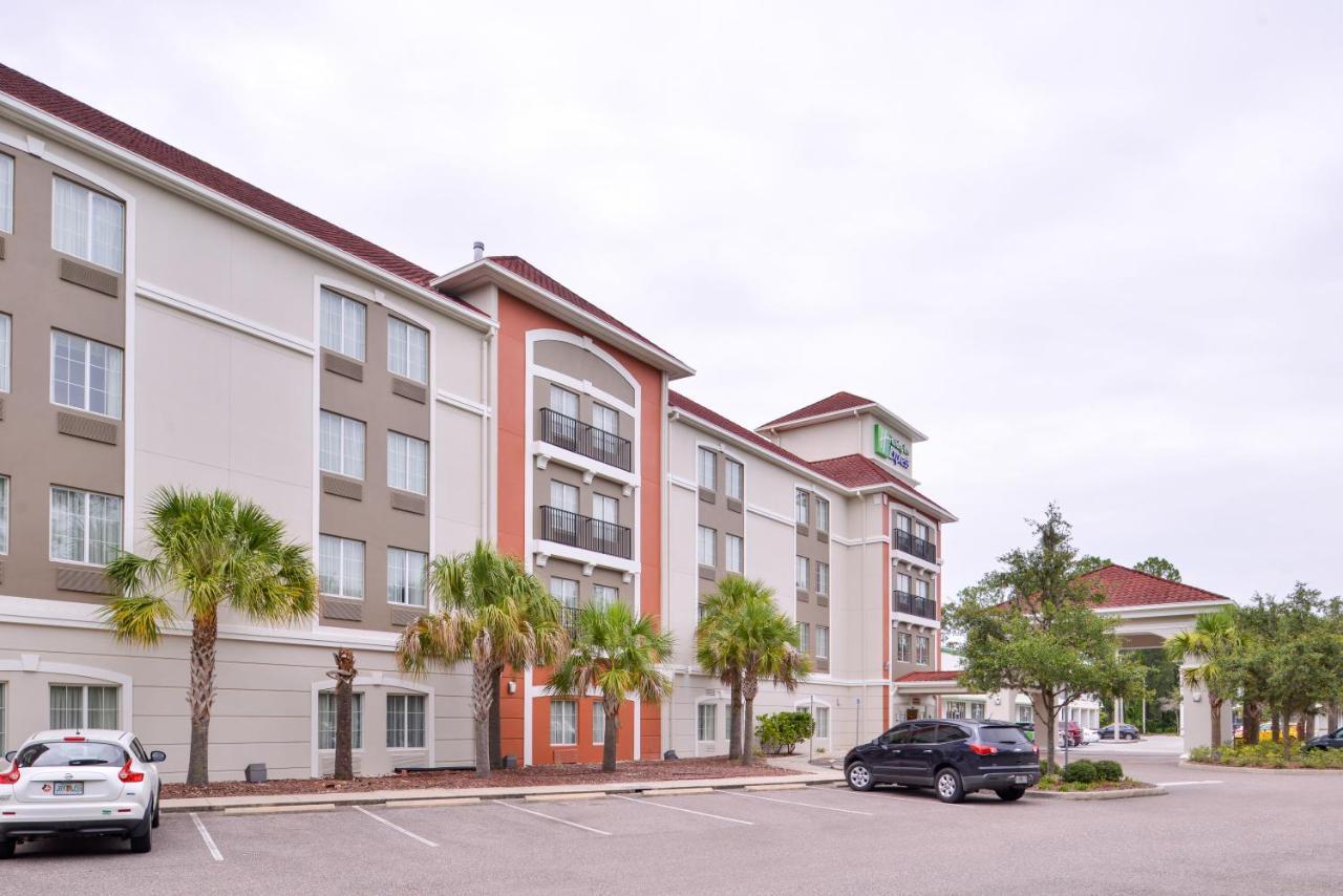 Hotel Express North Telecom Park By Ihg Tampa