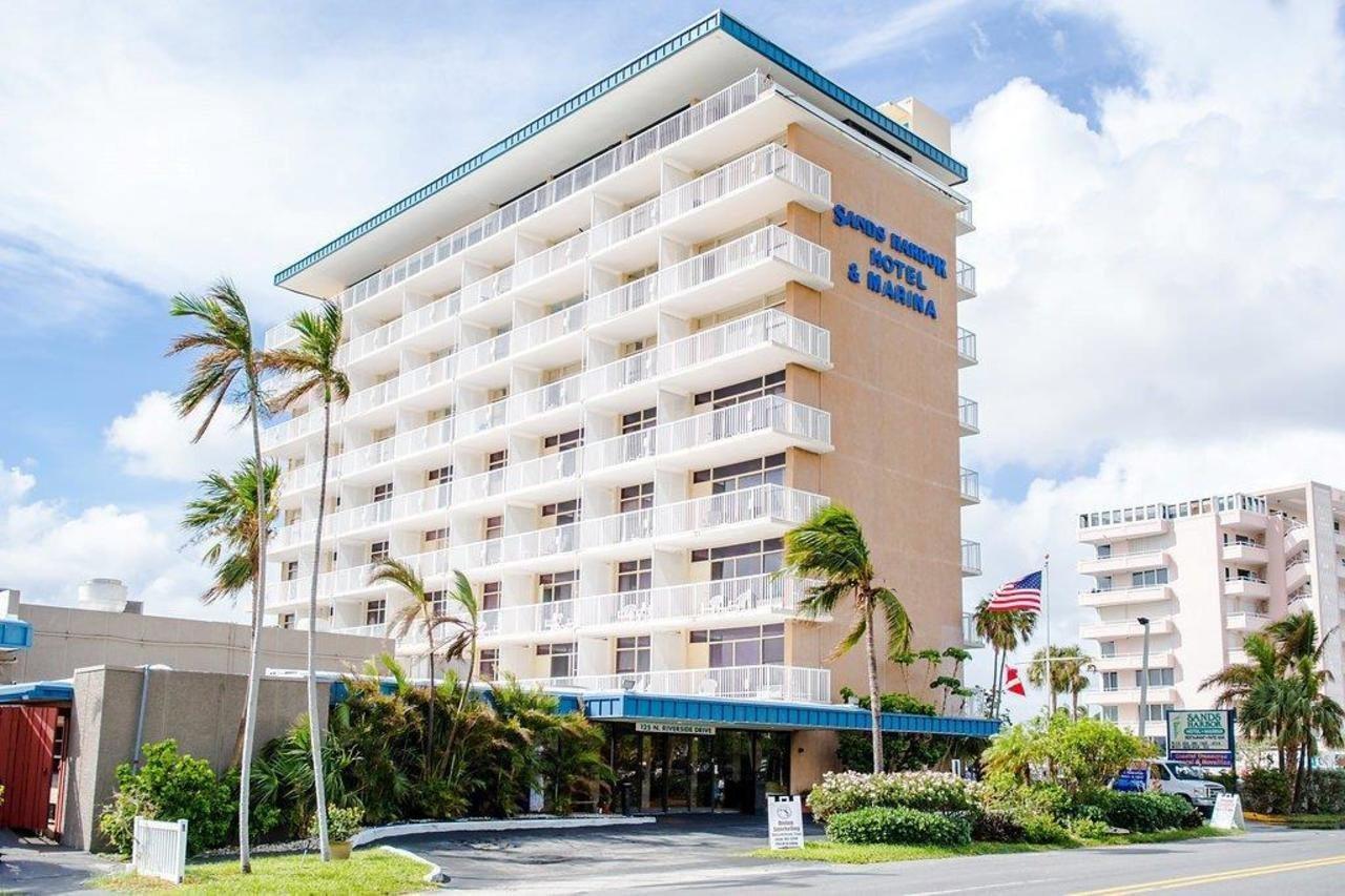 Hotel Sands Harbor And Marina