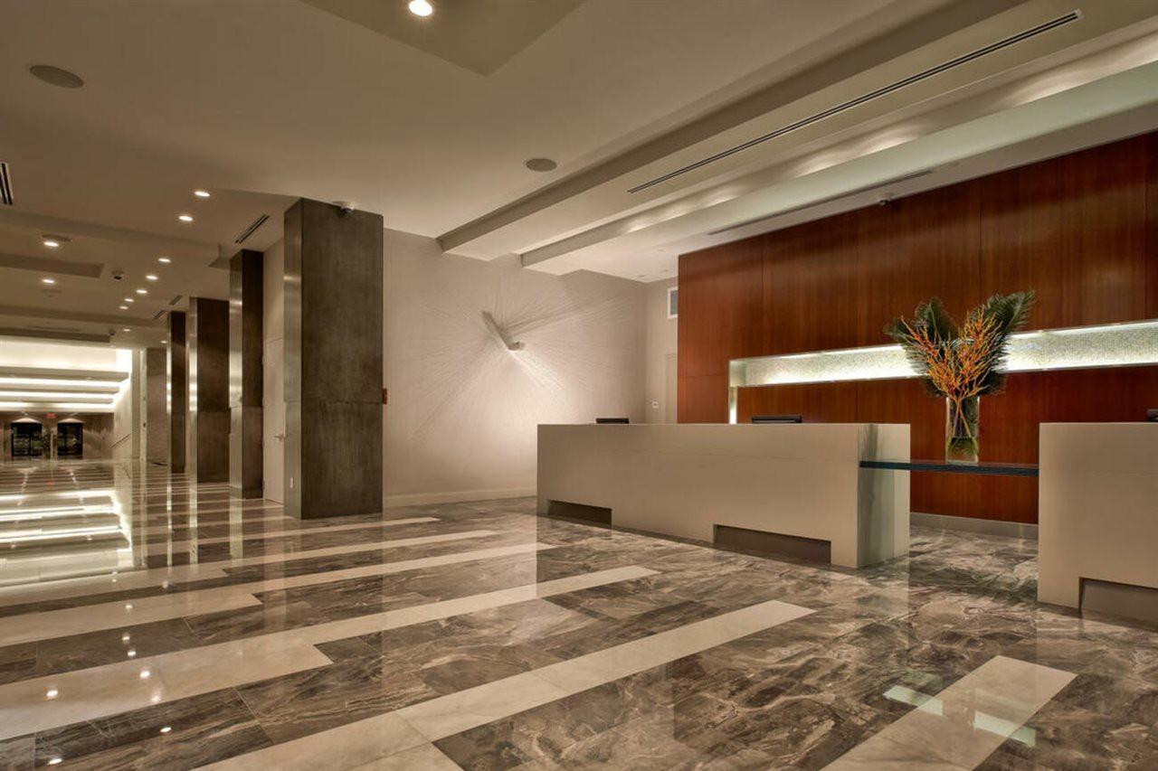 Hotel Eb Miami Airport 4*