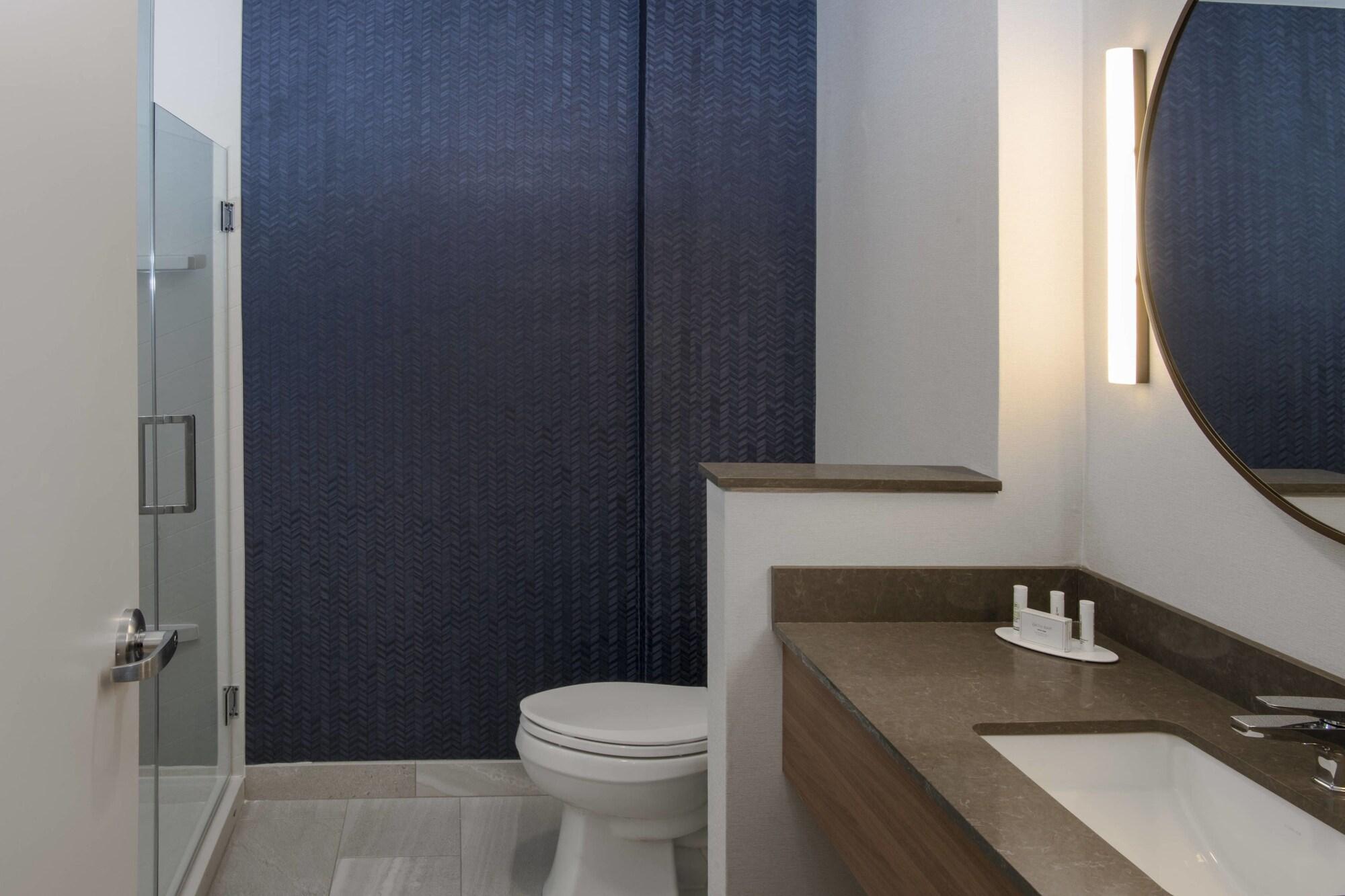 Hotel Fairfield & By Marriott 3*
