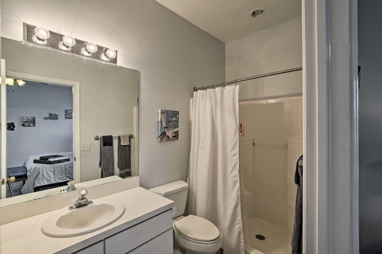 Modern With Patio And Grill In Cape Coral! *