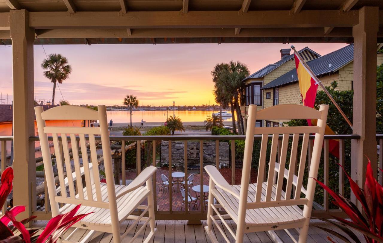 Bayfront Marin House Bed & Breakfast 3*