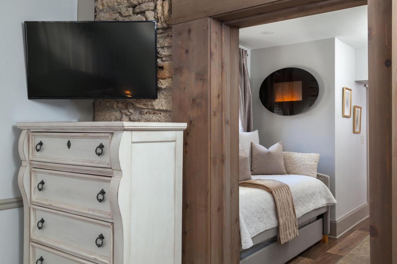 Bed & Breakfast Bayfront Marin House 3*