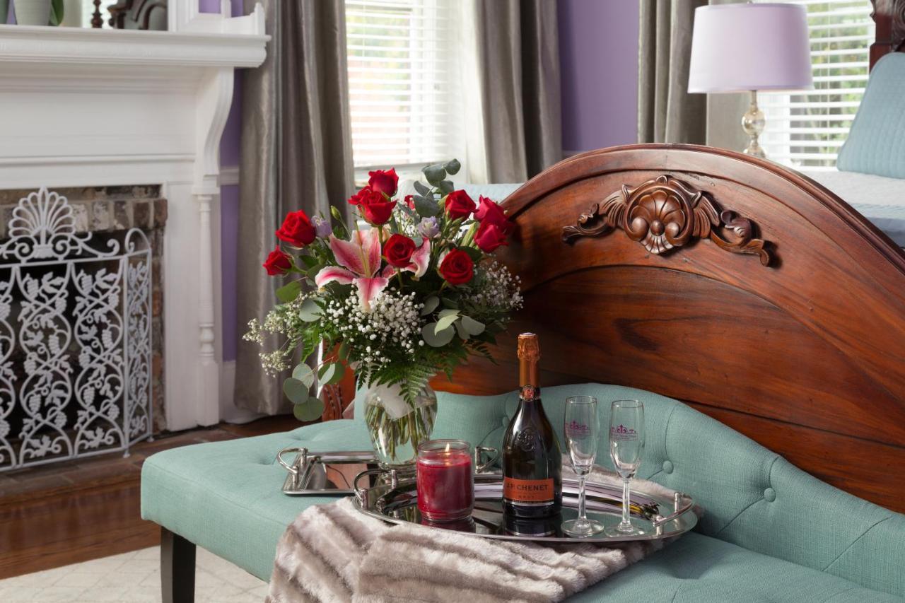 Bayfront Marin House Bed & Breakfast