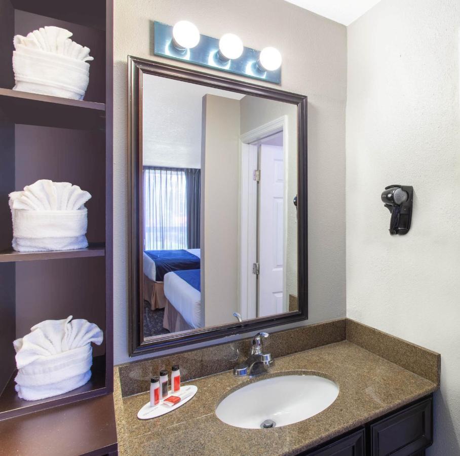 Grand Hotel Orlando At Universal Blvd - Shuttle To Theme Parks Orlando