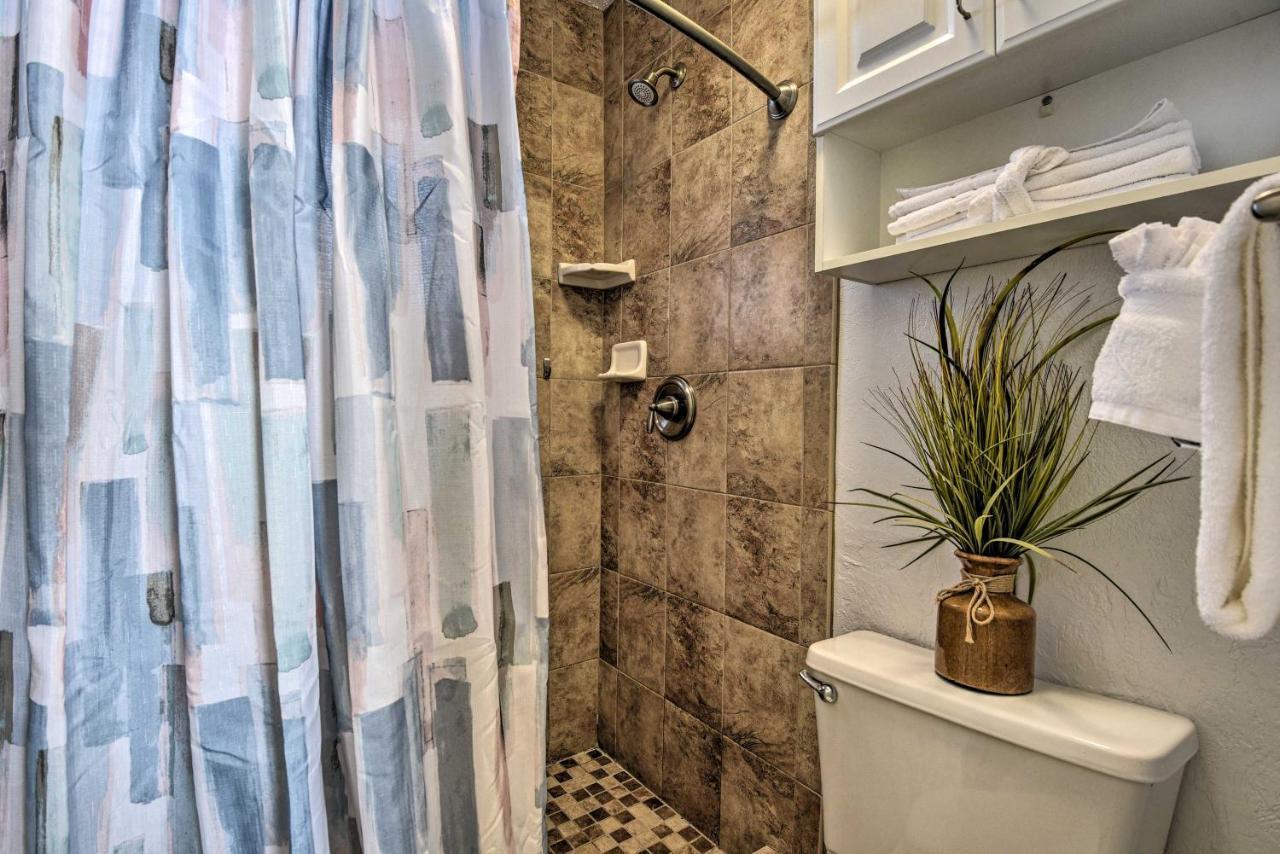 Apartment Waterfront Daytona With Pool Access! *