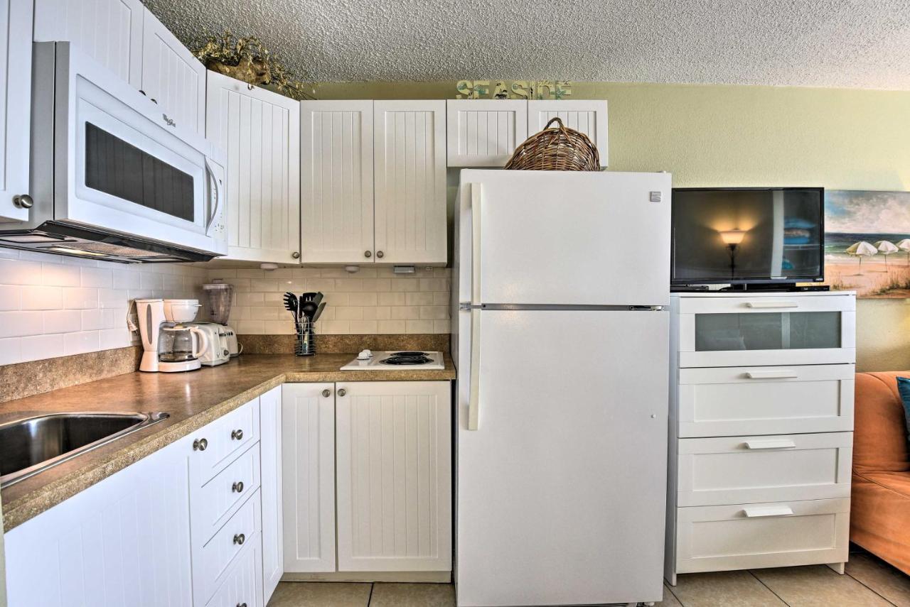 Waterfront Daytona With Pool Access!
