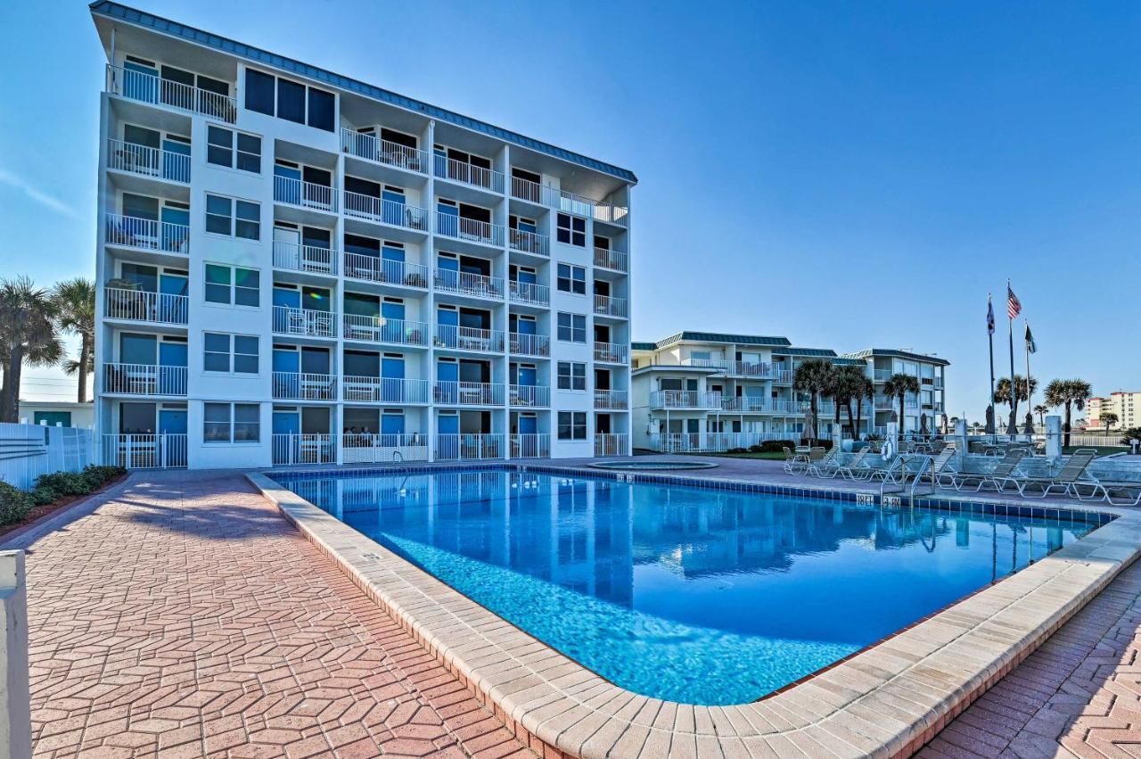 Waterfront Daytona With Pool Access!