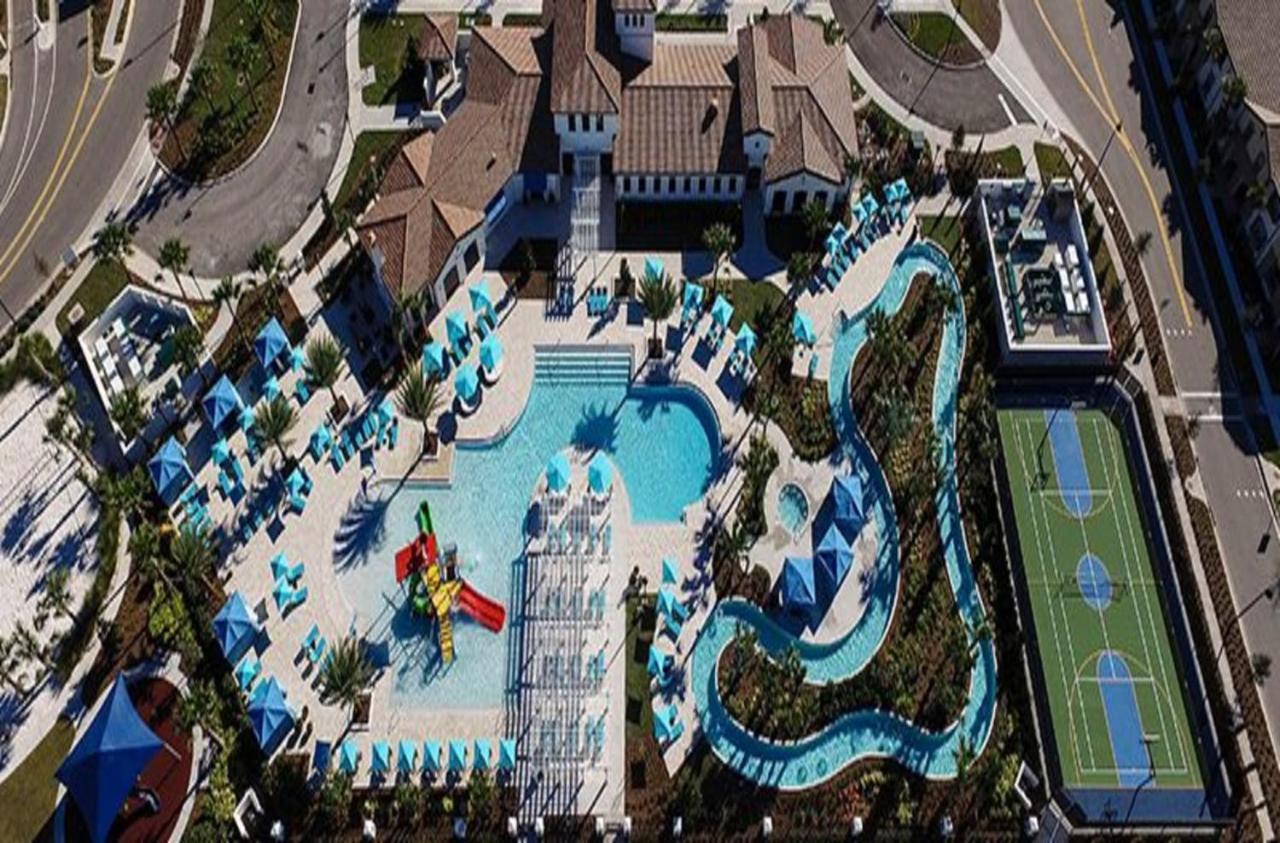 De Leon Large Home Next To Minnie Kissimmee