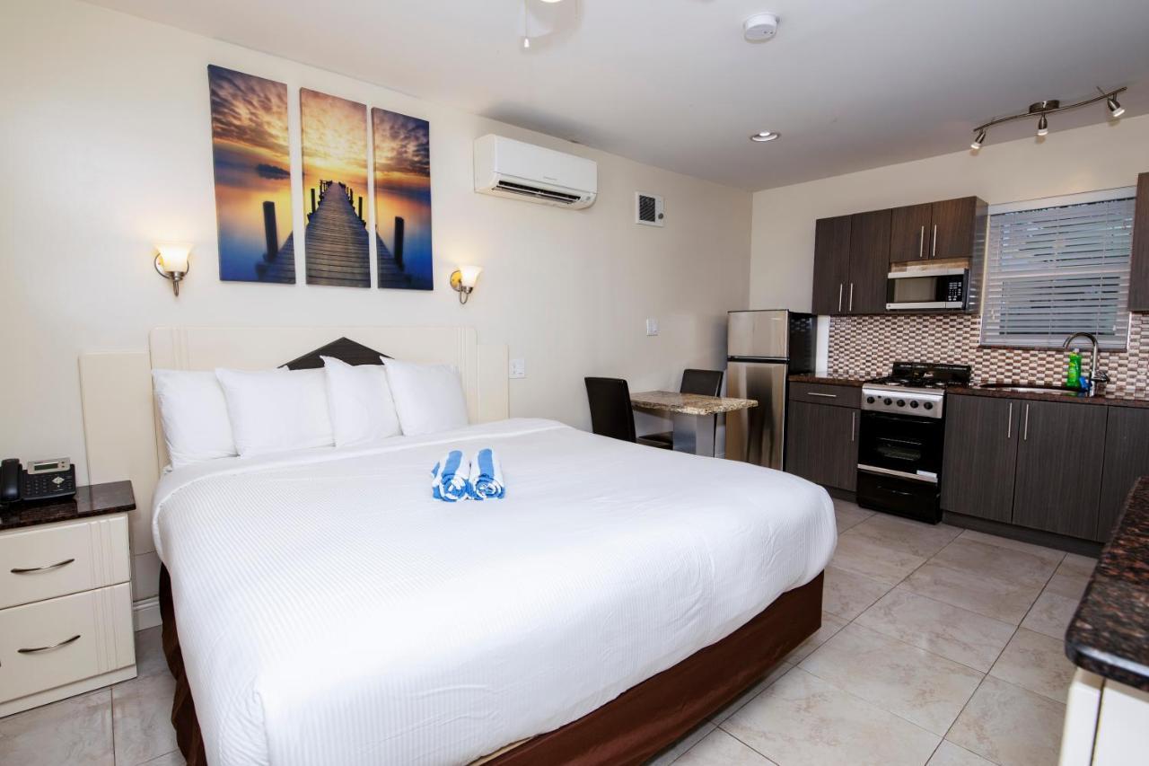 Caribbean By The Ocean Hotel Hollywood