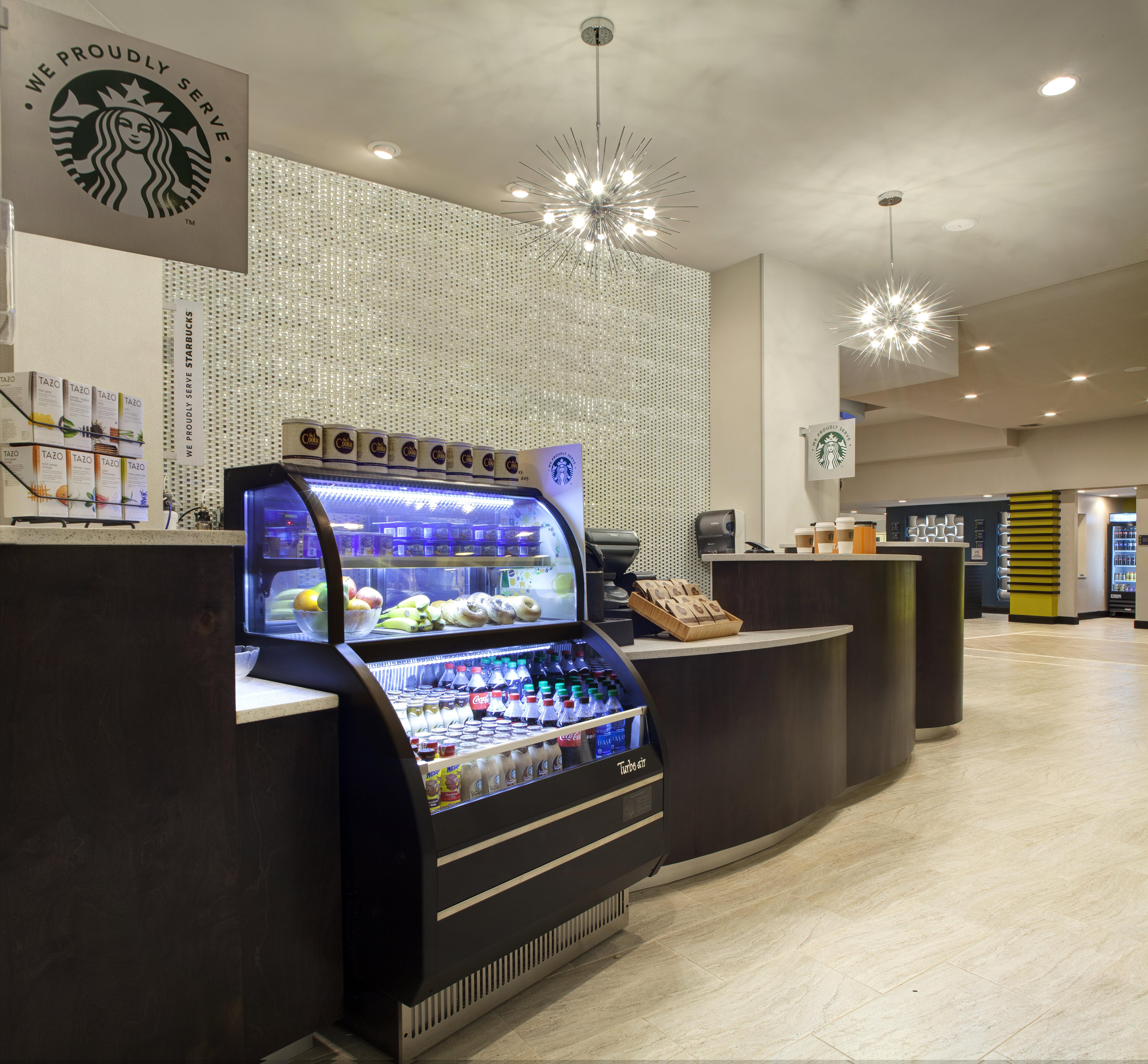 Hotel Doubletree By Hilton Airport 4*