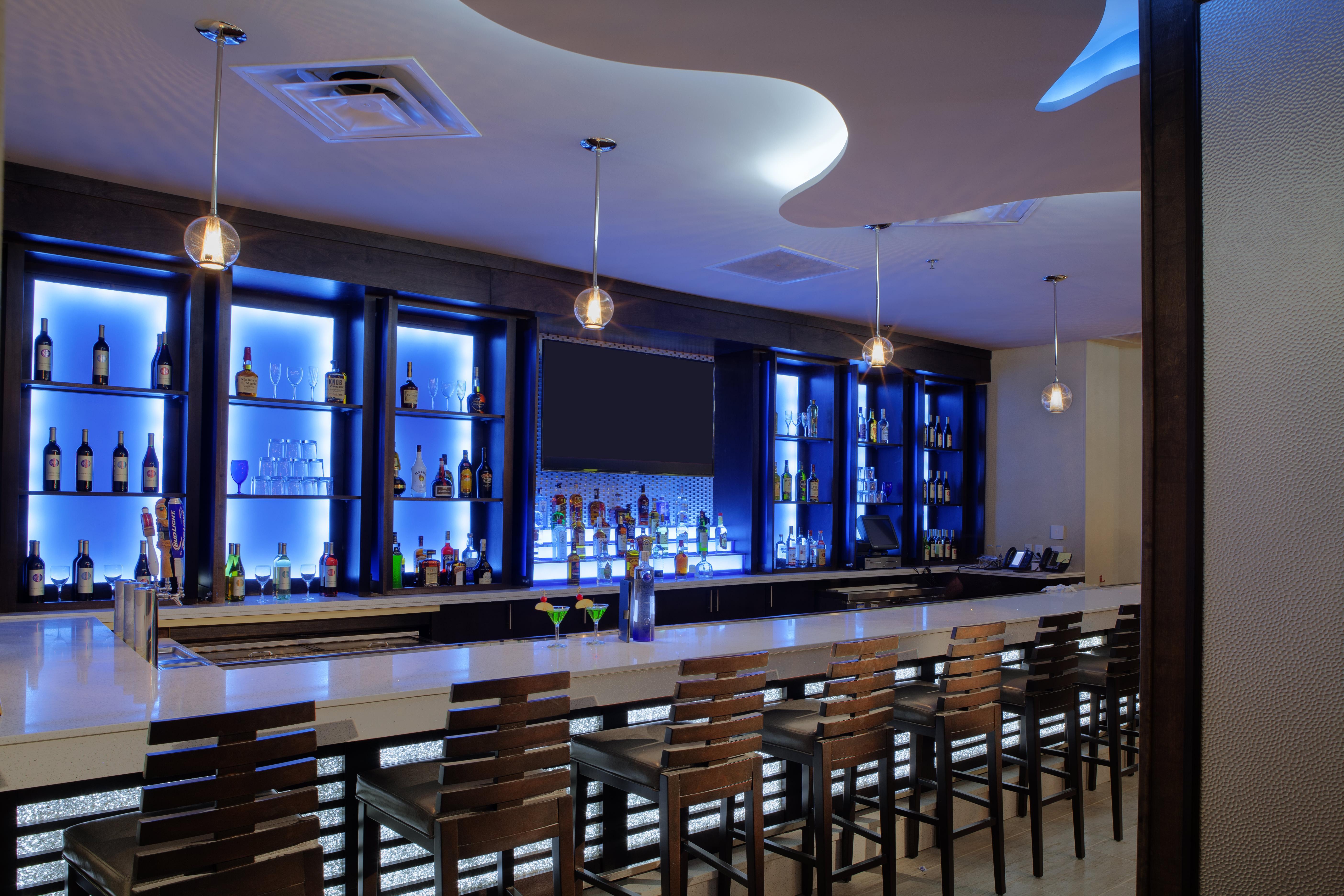 Doubletree By Hilton Airport Hotel 4*