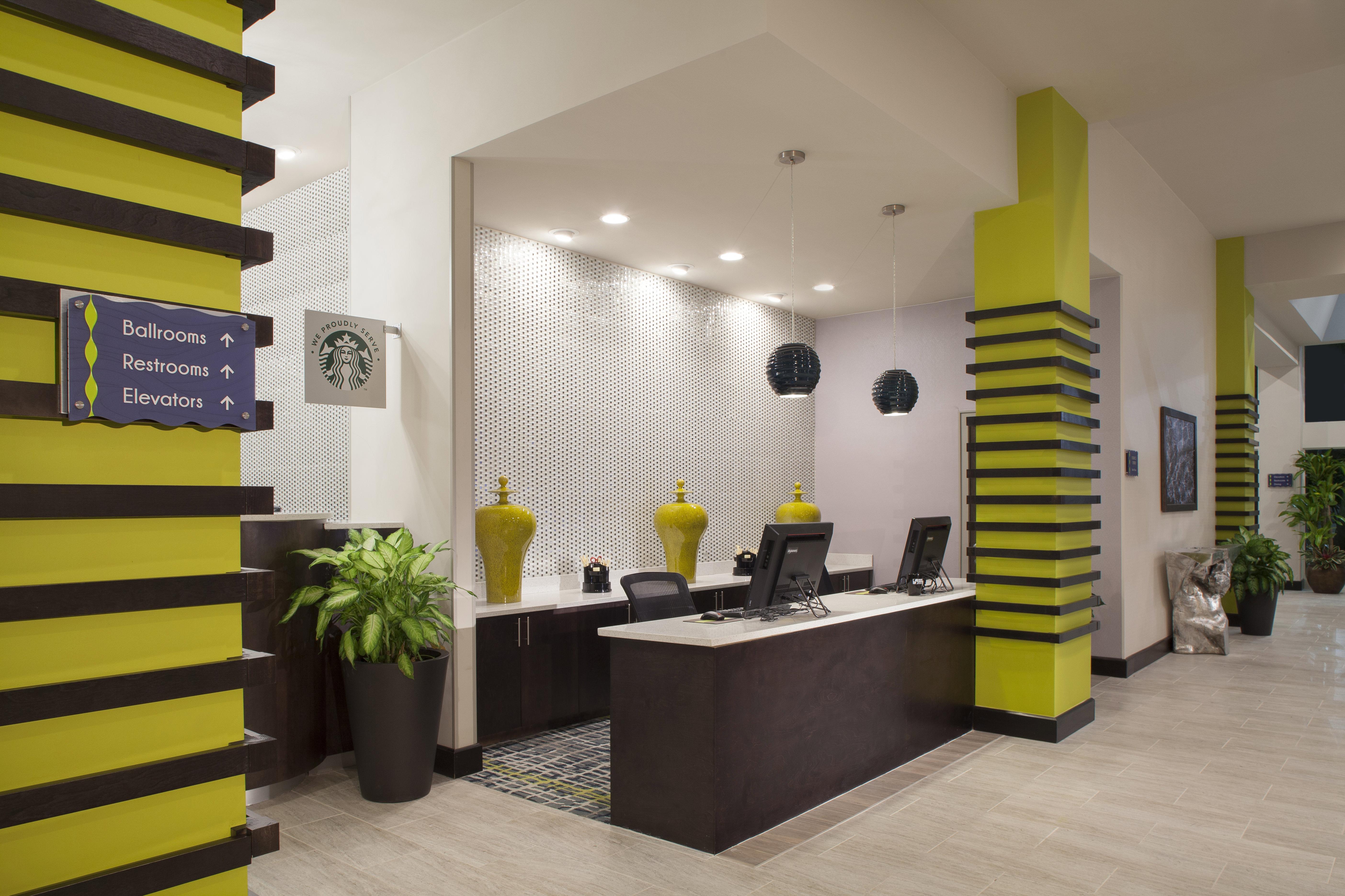 Doubletree By Hilton Airport Hotel Jacksonville