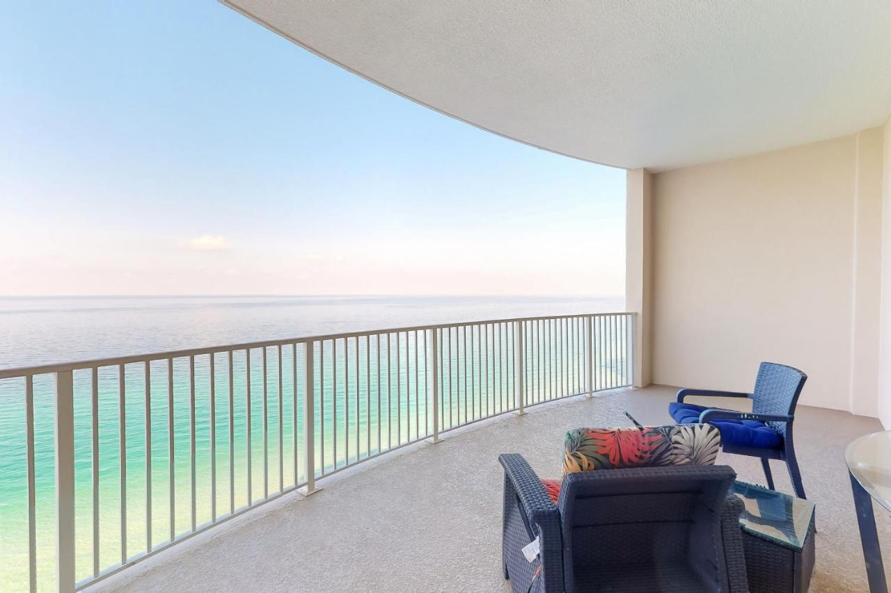 Ocean 1802 Apartment
