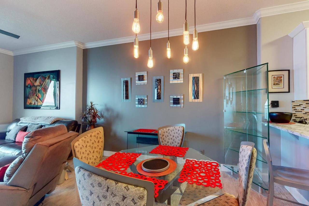 Ocean 1802 Apartment *