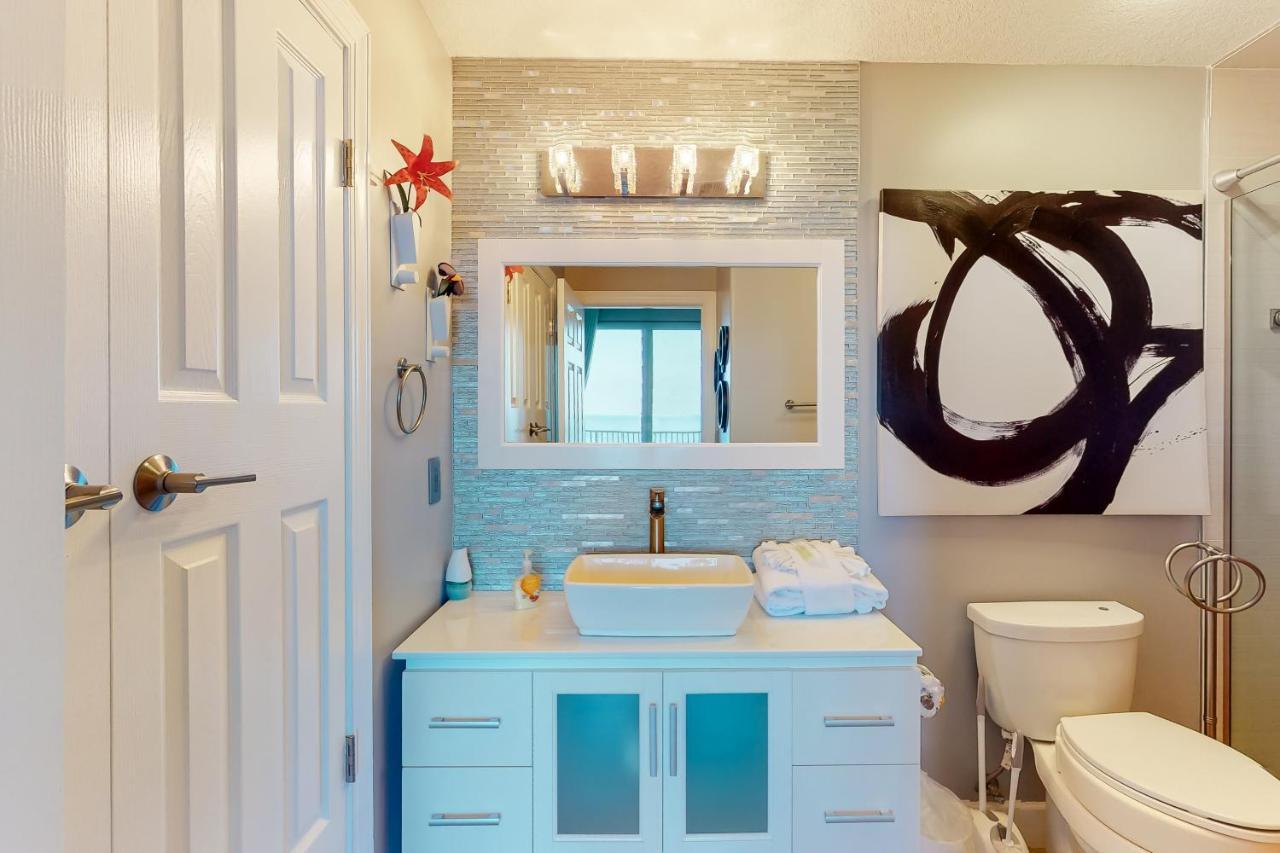Ocean 1802 Apartment
