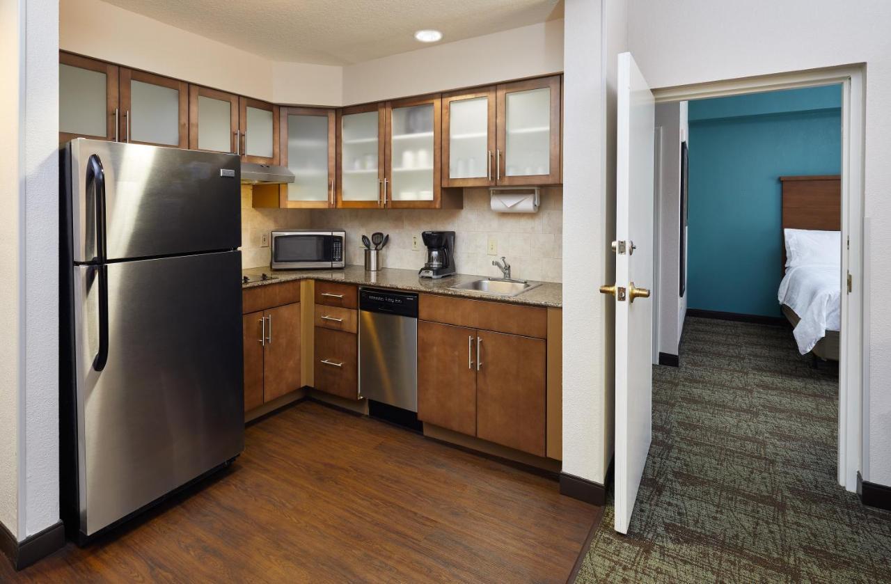 Staybridge South By Ihg Hotel