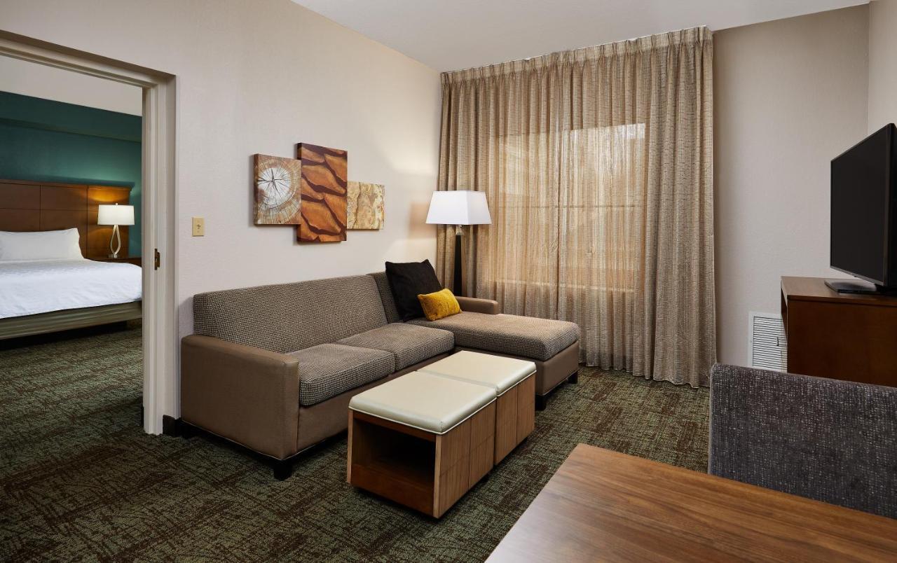 Staybridge South By Ihg Hotel 3*