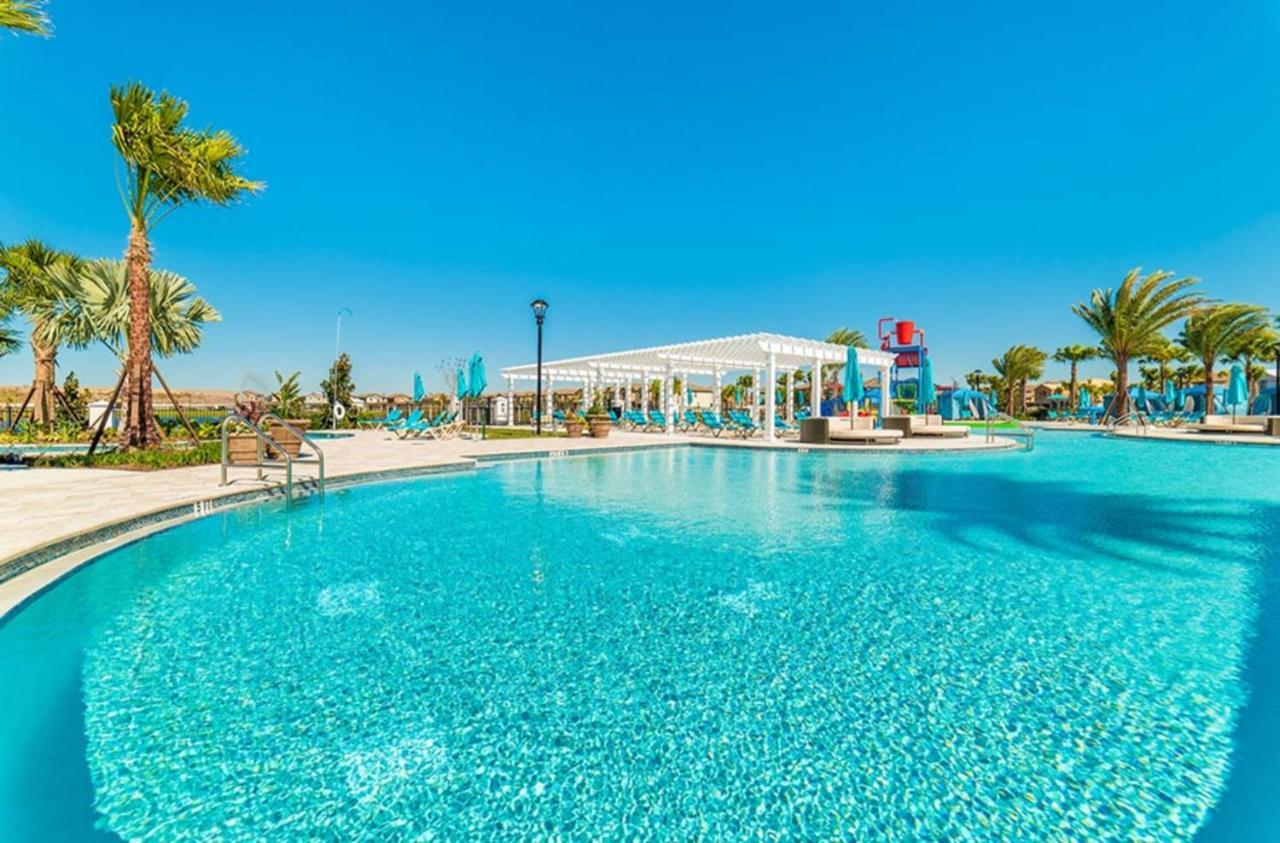 Large Pool Next Disney-world Orlando Holiday home *
