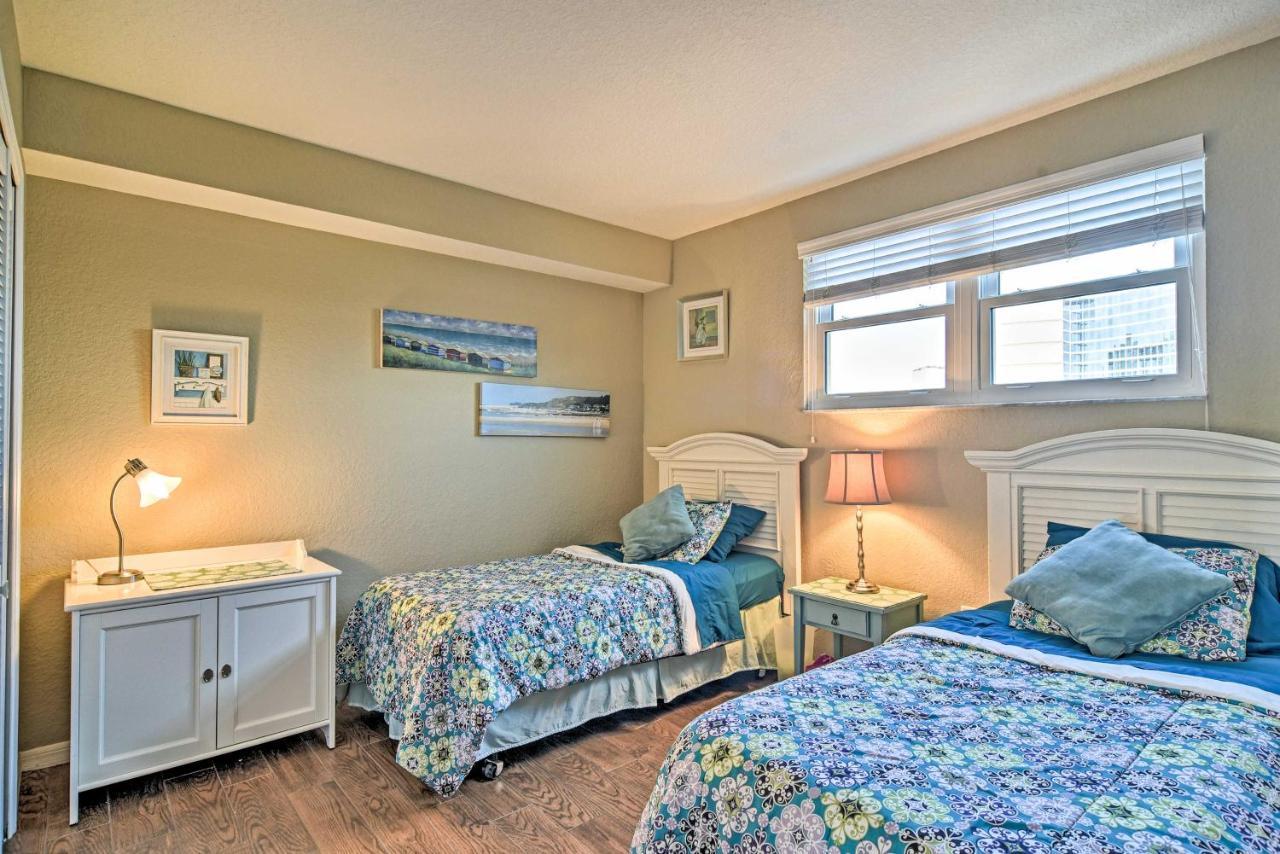 Apartment Coastal With Pool, Walk To Clearwater Beach!